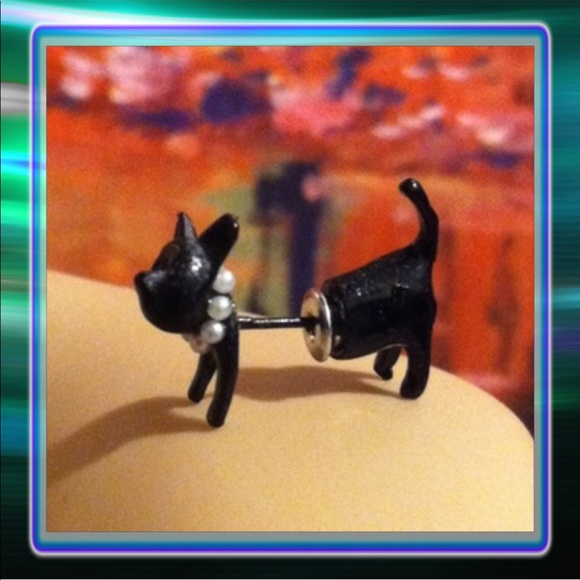 Cat Double Stud Earring Pair - Picture 2 of 5